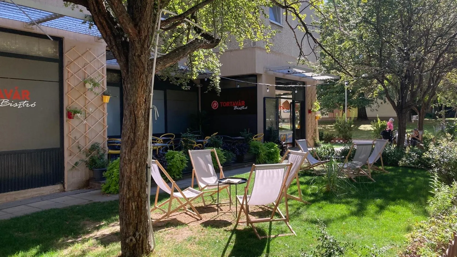 Poppy Flower Apartment Budapest