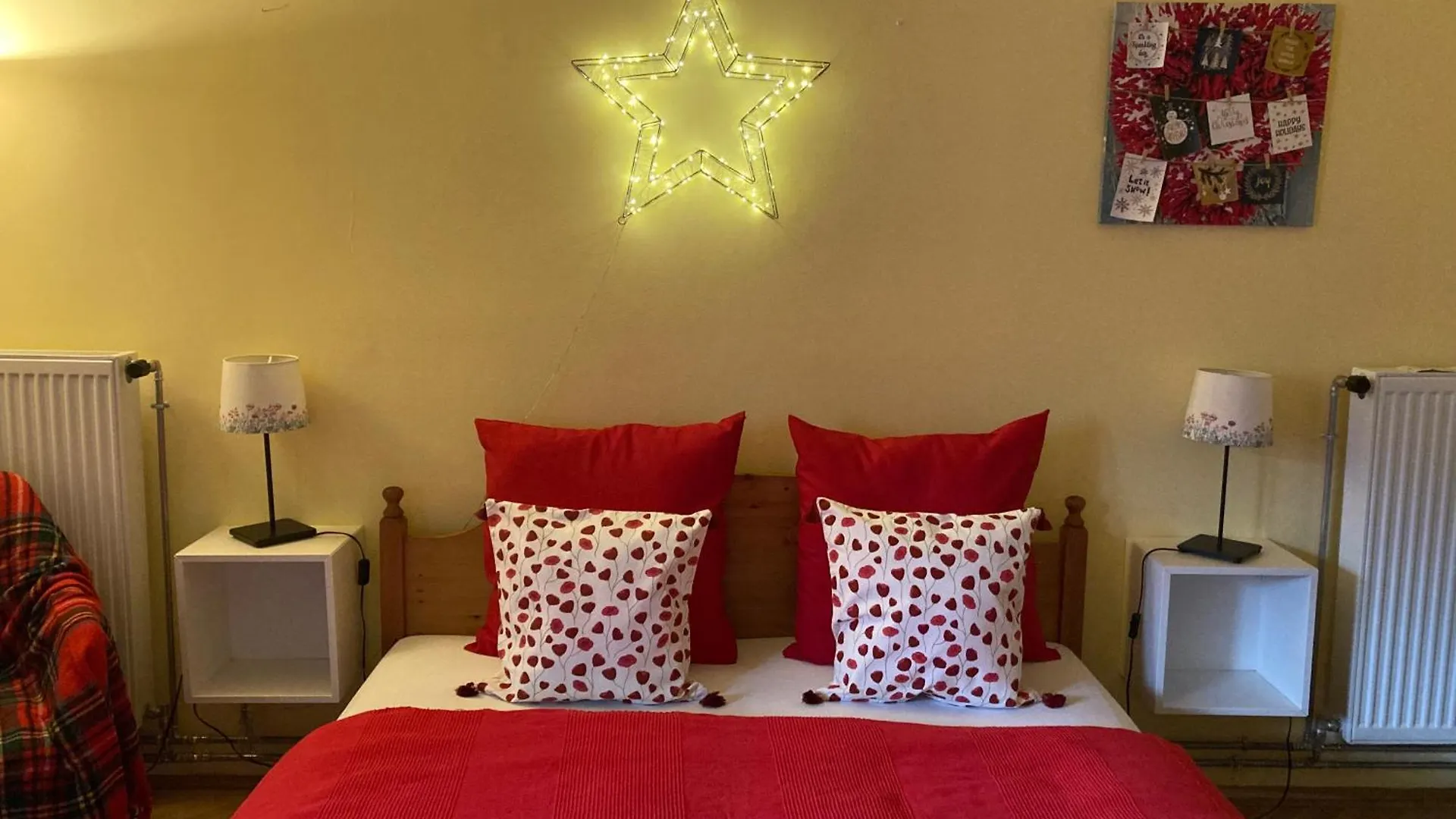Poppy Flower Apartment Budapest