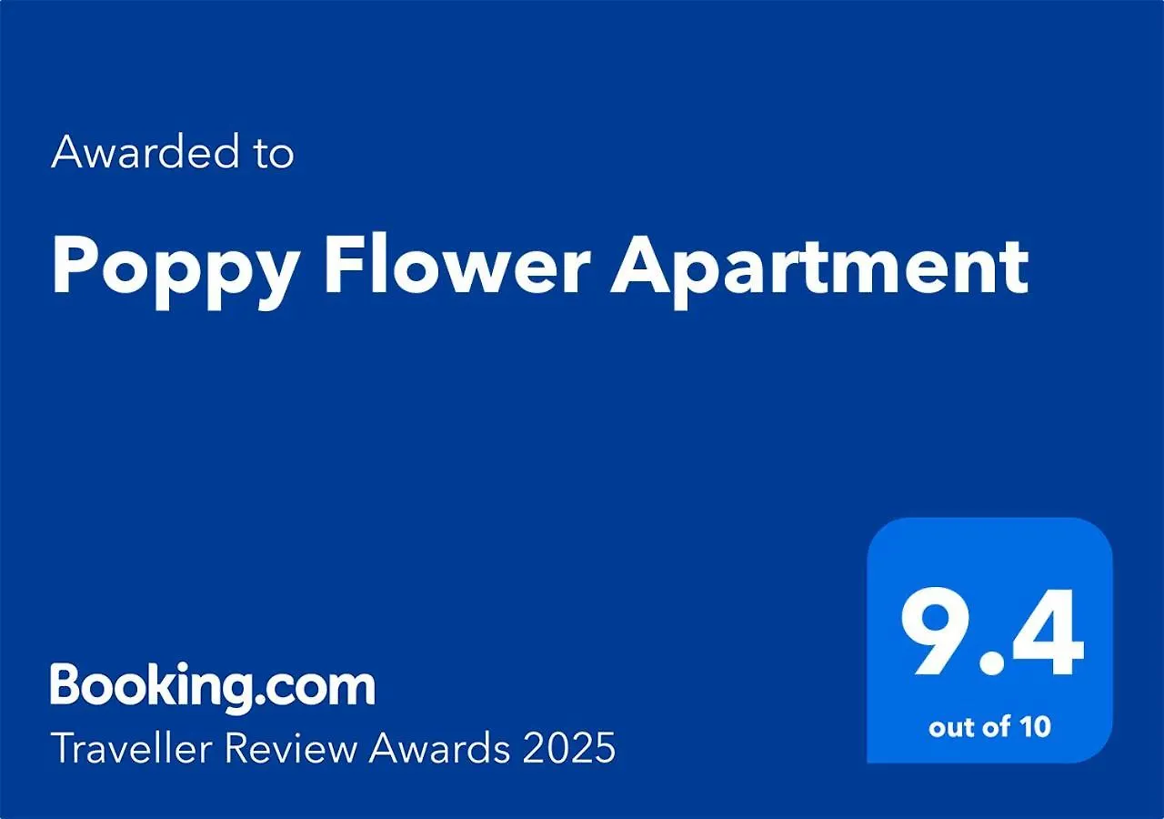 Poppy Flower Apartment Budapest
